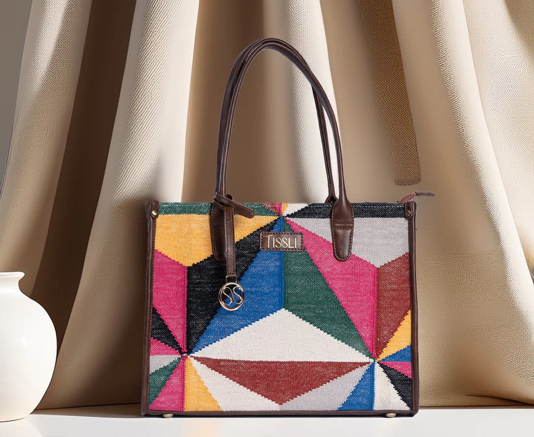 Why Handwoven Bags Are the New Fashion Essential